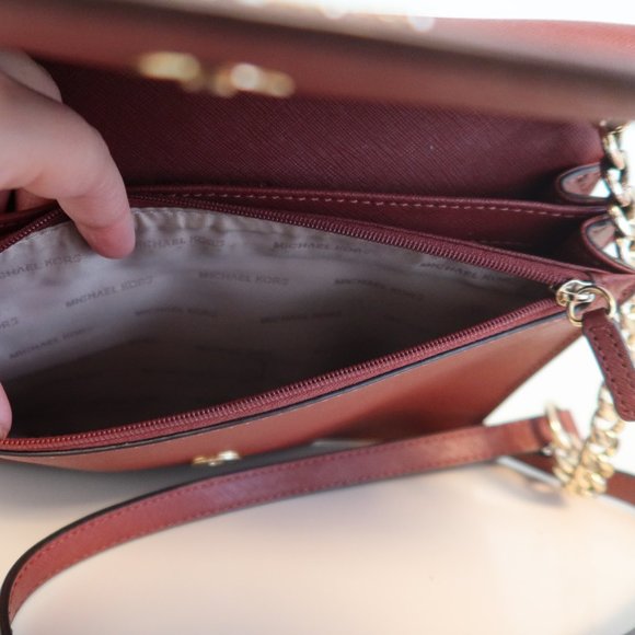 MICHAEL Michael Kors Daniela Large Crossbody Red/Burgandy  Wallet/ Bag/ Purse 👜 - Picture 8 of 14